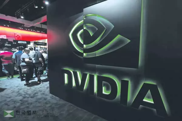 엔비디아, 영국 반도체 개발기업‘ARM’인수