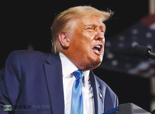 [내셔널 이슈] 저돌적 트럼프 vs 관록의 바이든…‘숙명의 맞대결’