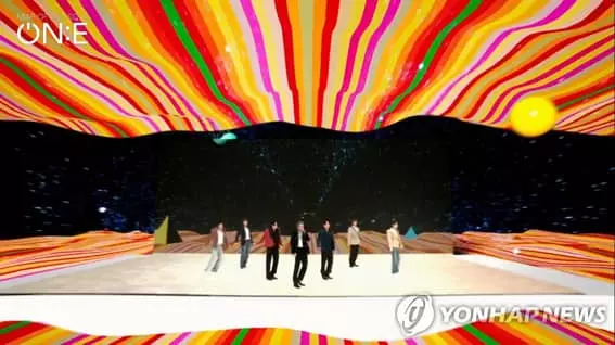 "화면 너머 전해진 희망"…BTS, 아미와의 7년 담은 온라인콘서트