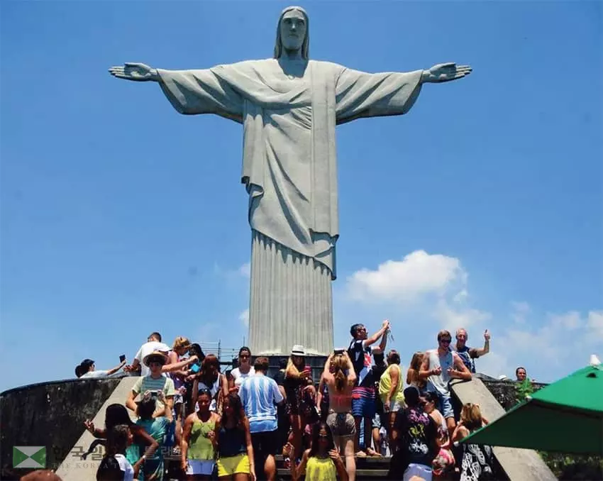 건립 89주년 맞은 리우 거대 예수상