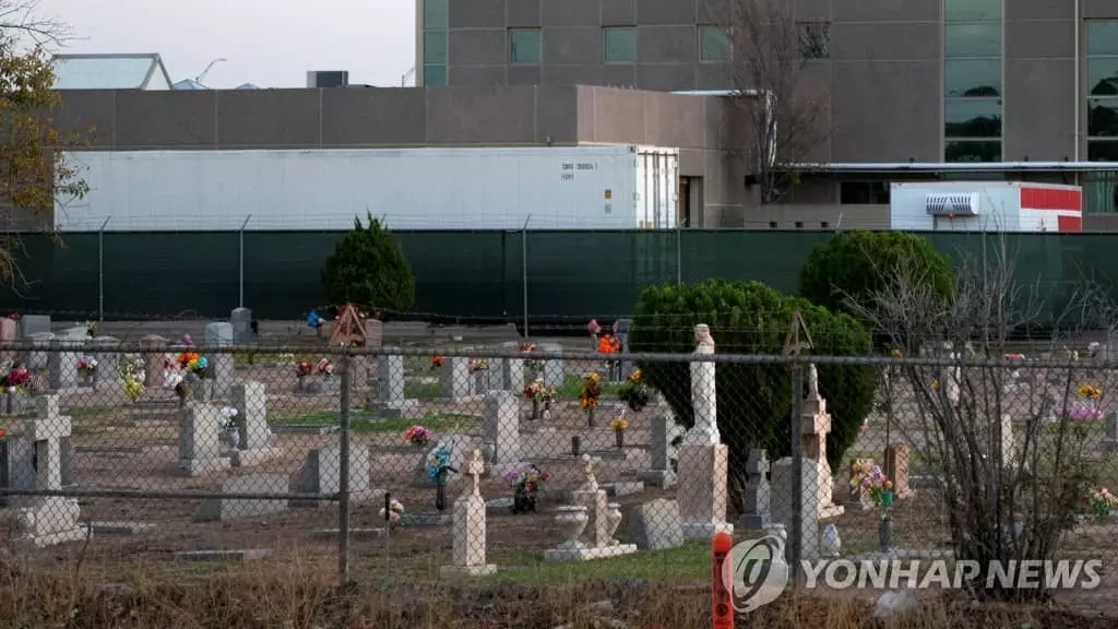 미국 코로나 확진자 하루에만 20만명 나왔다…일일 최다