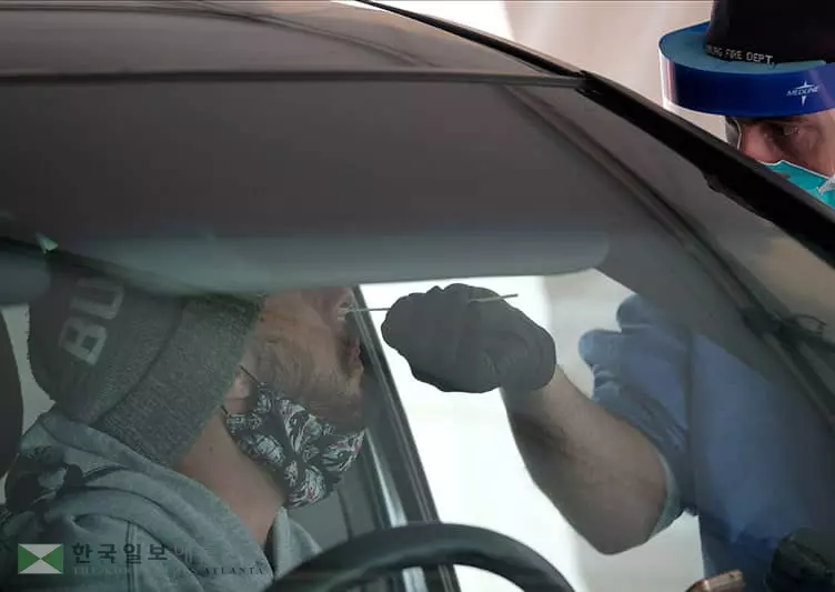 미국, 또 6일만에 코로나 감염자 100만명 늘어…누적 1천200만명