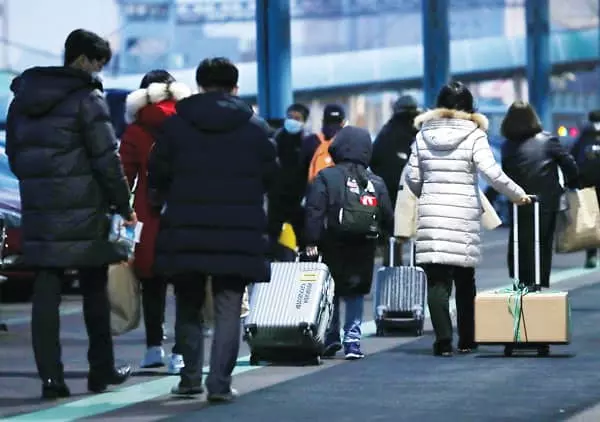 설 앞두고 고향으로…