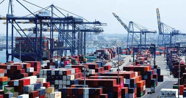 언제 하역할지 ‘발동동’… 운송비는 부르는게 값