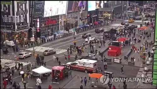 뉴욕 타임스 스퀘어서 총격으로 4세 포함 3명 부상