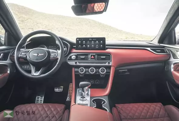 [2022년형 제네시스 G70 시승기] 퍼포먼스와 디자인, 첨단 Technology 어우러져