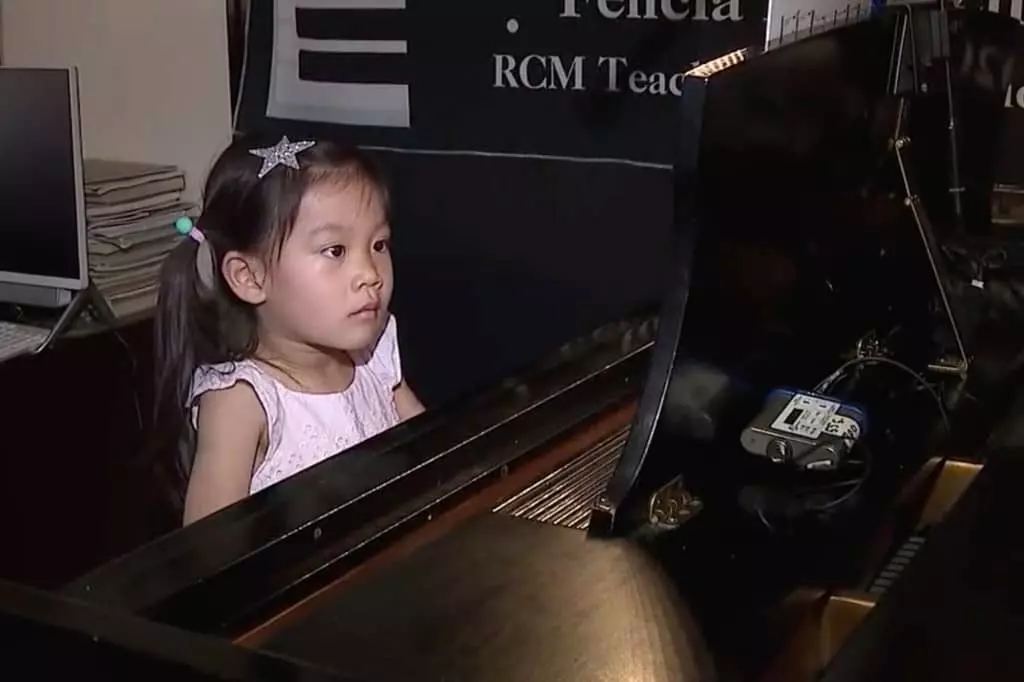 코로나 답답해 배운 피아노…1년만에 카네기홀 서는 3살 천재