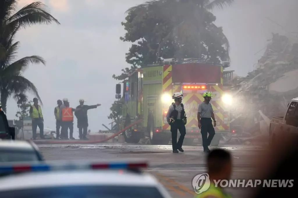 플로리다 아파트 붕괴참사, 사망 4명·실종 159명으로 늘어