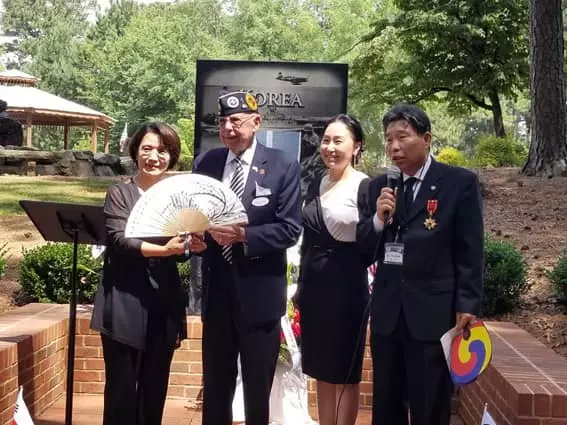 "한국의 번영은 당신들의 희생덕"