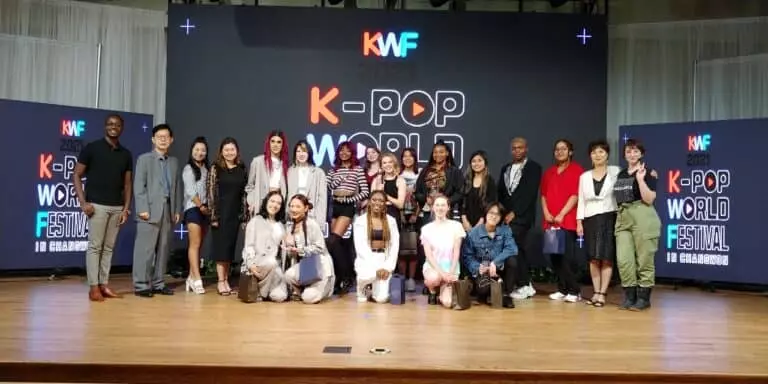 "우린 K-Pop 전도사들이죠"