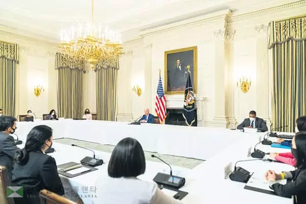 바이든 “아시안 대상 편견 해소 적극 노력”