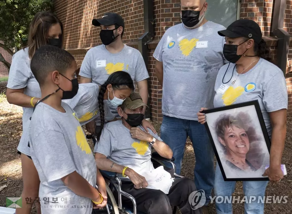 몰려드는 코로나 환자에 남부 병원들 병상 포화 상태