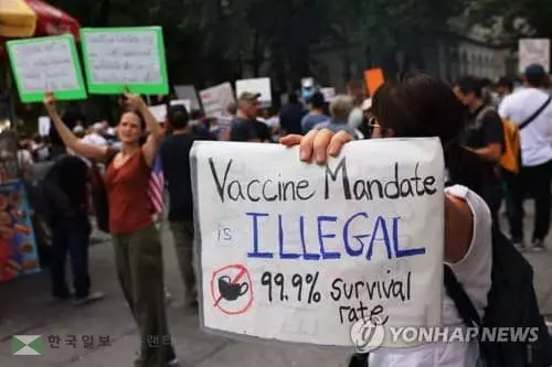 2주새 2배 하루 12만명 확진…아동·젊은층 급증