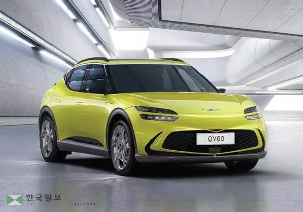 &nbsp;제네시스가 첫 번째 전용 전기차인‘GV60’의 내·외장 이미지를 19일 최초로 공개했다. [제네시스 제공]