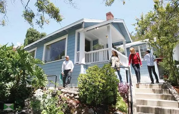 &nbsp;민주당이 소득세와 양도소득세, 법인세 등 증세안을 추진하며 더욱 세밀한 절세전략이 필요하다는 분석이다. [로이터]