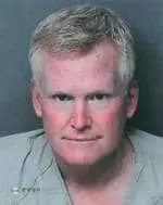 아들에 1천만 달러 보험금 남기려 ‘자살청부’한 변호사