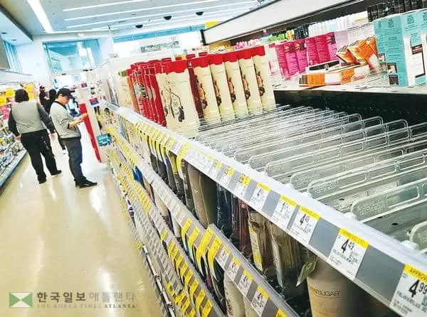 연말 샤핑시즌 코 앞인데 “품절됐습니다” 사인만