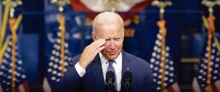  조 바이든 대통령이 25일 뉴저지주를 방문해 인프라 투자안에 대해 연설하고 있다. [로이터]