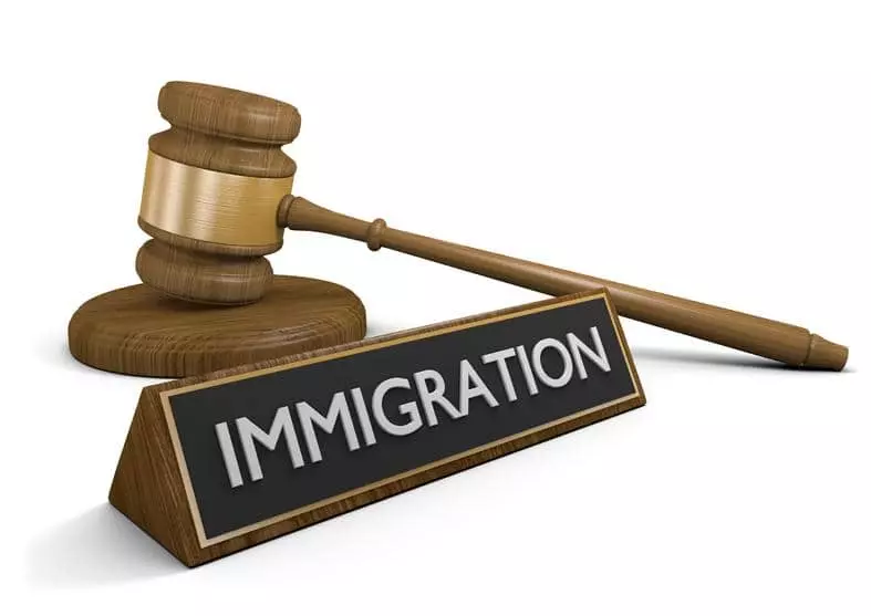 “포괄적 이민 개혁법안 대폭 확대하라”
