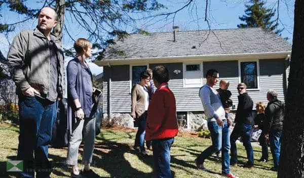 전문가들은 새해 컨포밍 융자 상한선에 맞춰 본인의 경제적인 상황을 고려해 주택 융자를 할 것을 권고하고 있다. [로이터]