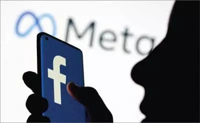 세계 최대 온라인 포털인 페이스북은‘메타버스’ 시대 도래를 바라보며 사명을‘메타’로 바꾸었다. 							    <로이터>