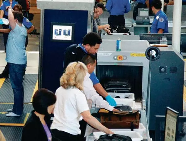  LAX 공항 검색대. [로이터]