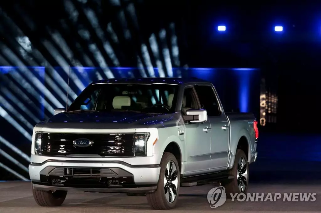 포드 F-150 라이트닝 전기 픽업트럭