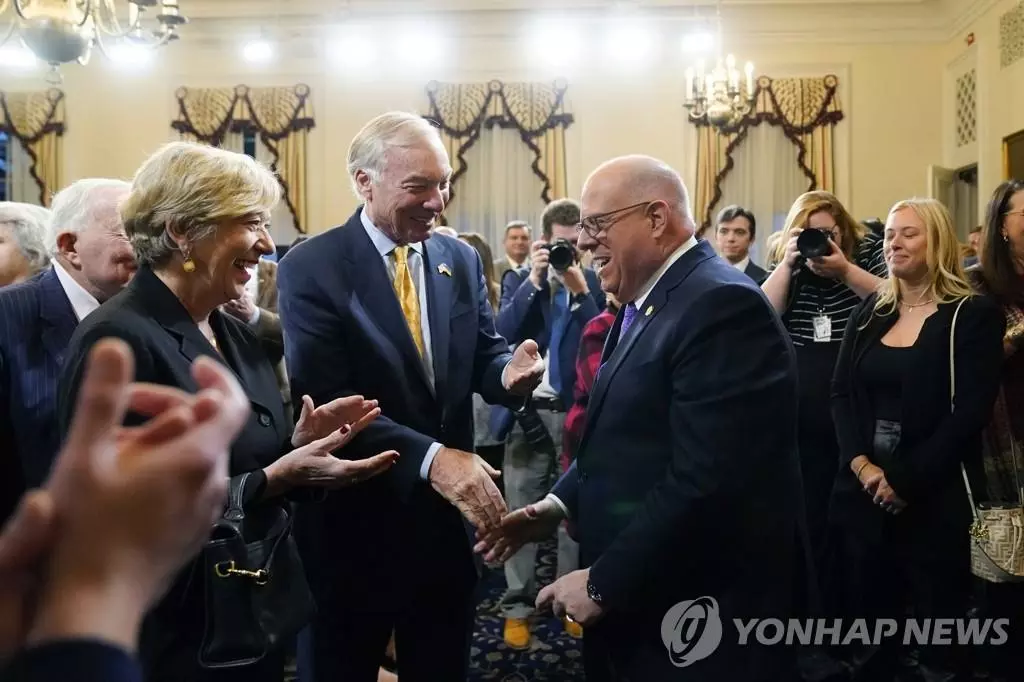 8년 재임 '한국사위' 호건 美 메릴랜드 주지사 퇴임