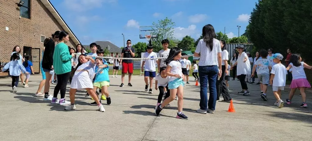 섬기는 한국학교 한마음 운동회 모습.