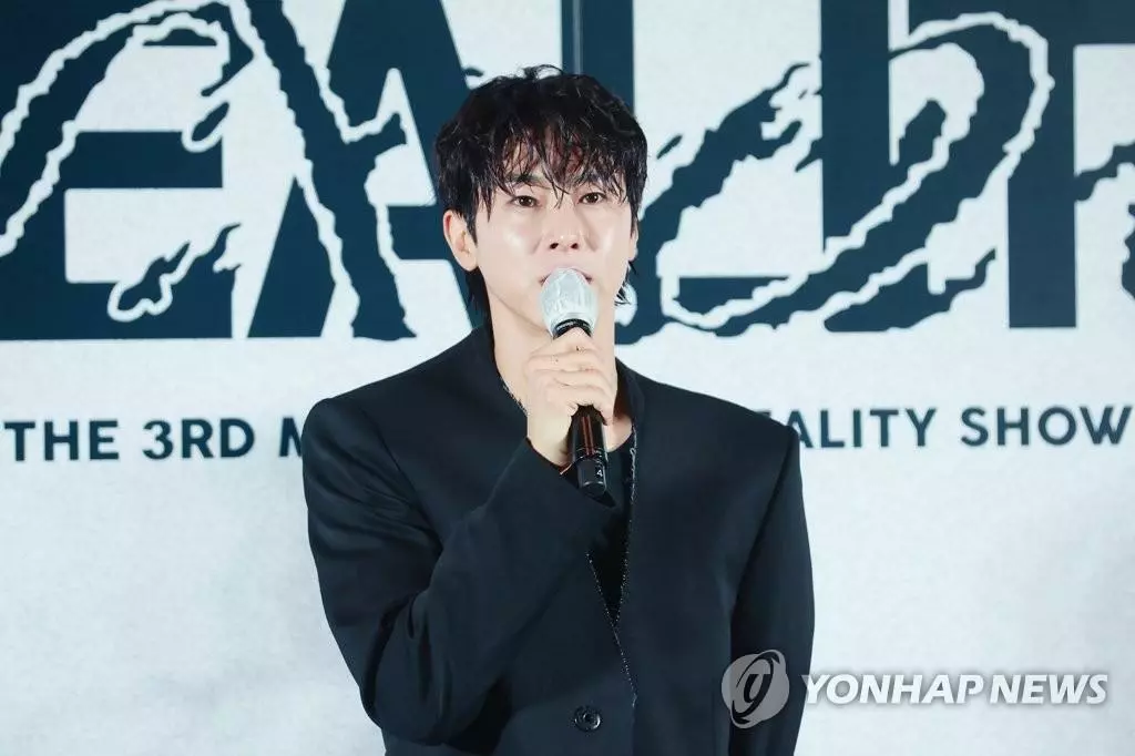 '쇼맨'으로 돌아온 유노윤호 "누구나 주인공이란 응원 담았죠"