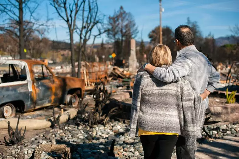 산불, 홍수, 허리케인 등 자연재해가 전보다 빈번히 발생하고 있어 이에 대비한 비상 자금에 대한 중요성이 더욱 커지고 있다. <Shutterstock>